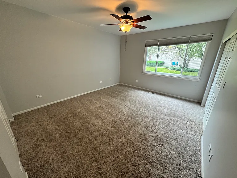 2910 Stockton Ct — Photo 9