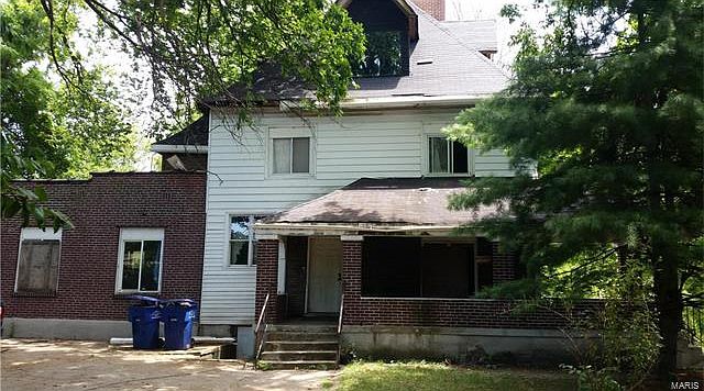 1st image of 5843 Bartmer Ave