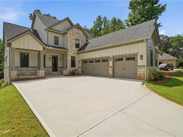 5676 Meadow View Dr, Jefferson, GA 30549