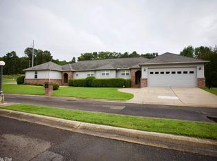 105 Waterfall Ct, Hot Springs, AR 71913