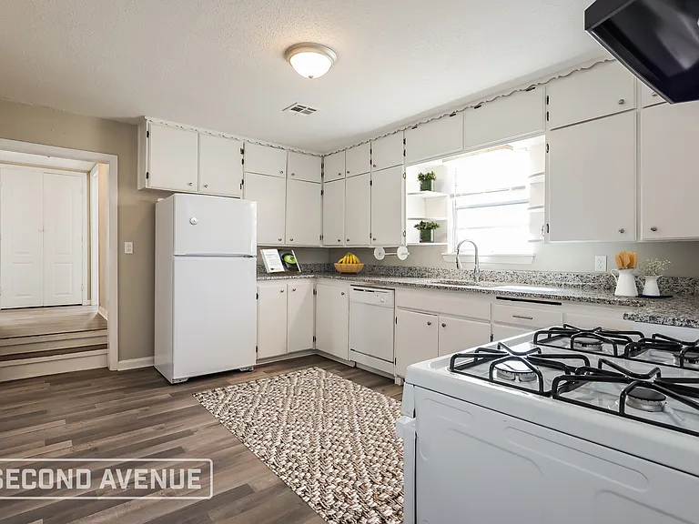 805 E Etowah Rd — Photo 3