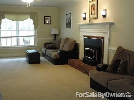 Dining Room
						:
						Dining Room with large bay windows