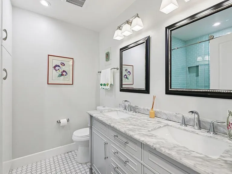 1767 Woodbine Pl — Photo 31