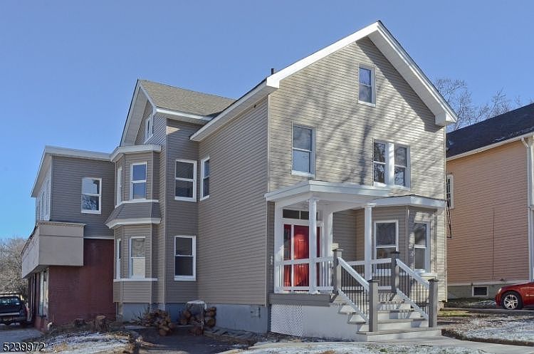 1st image of 101 2nd St #3