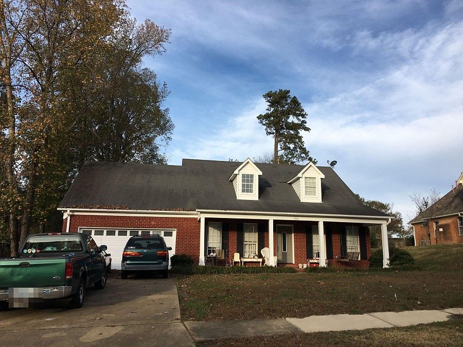 1st image of 5923 Morganton Dr