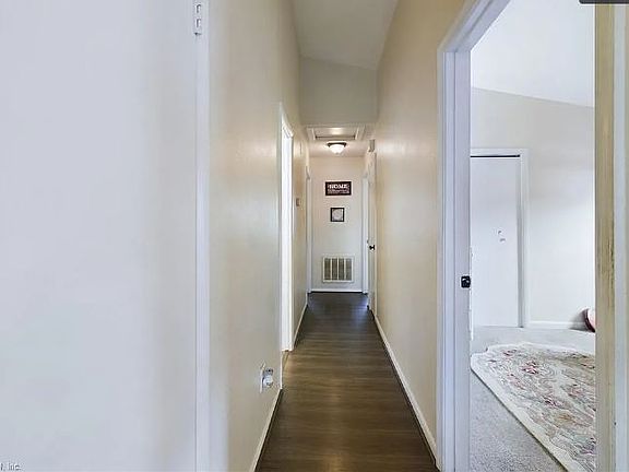 5th image of 3832 Sugar Creek Cir