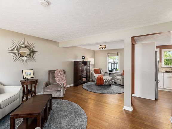 5th image of 3690 Christopher Pl