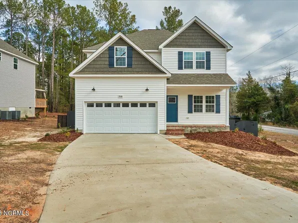 908 W Vermont Avenue, Southern Pines, NC 28387