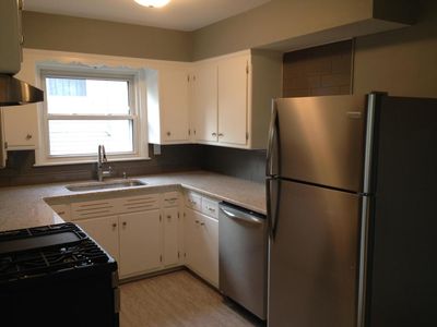 6417 W Kinnickinnic River Pkwy, Milwaukee, WI, 53219