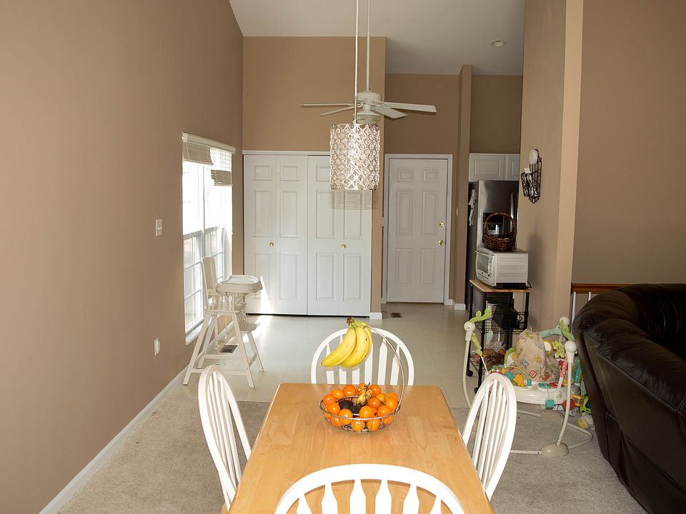 1st image of 531 Coventry Trail Ln