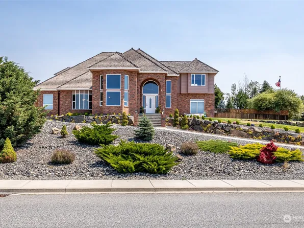 2330 Fancher Heights Blvd, East Wenatchee, WA 98802