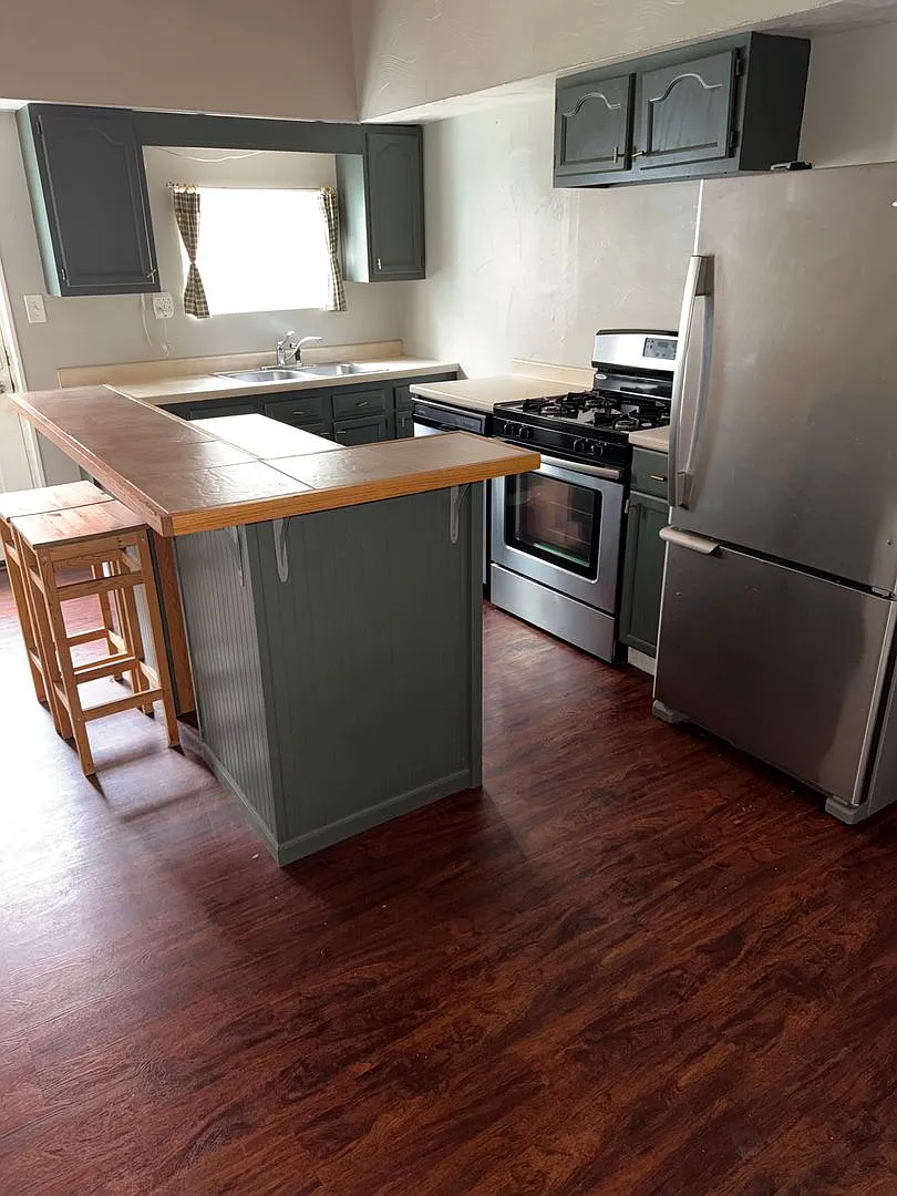 2332 Fox way — Photo 4