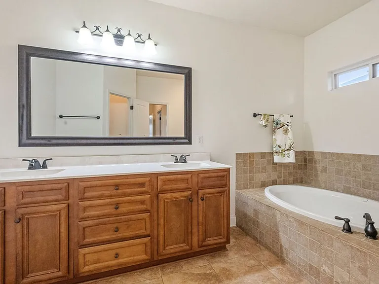 2159 Bayshore Dr — Photo 27