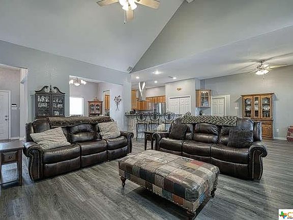 4th image of 32960 Stahl Ln