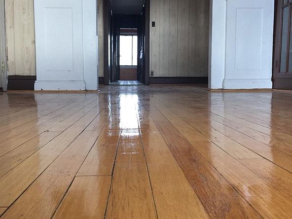 Hardwood floors Livingroom View