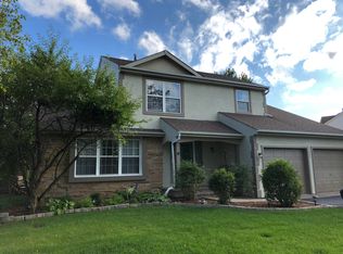 1257 Westport Rdg, Crystal Lake, IL 60014