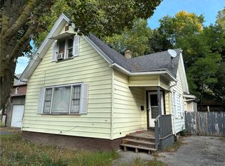 28 Glasser St, Rochester, NY 14606