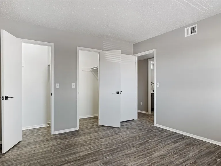 Castle Tower Apartments | Renovated Homes in Northwest Oklahoma City — Photo 15