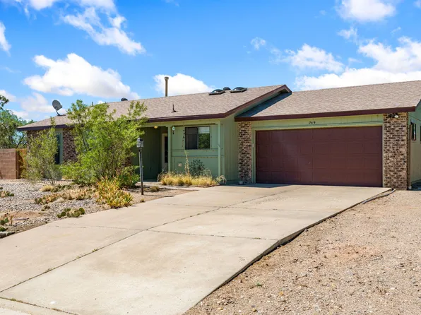 749 Arkansas St SE, Rio Rancho, NM 87124