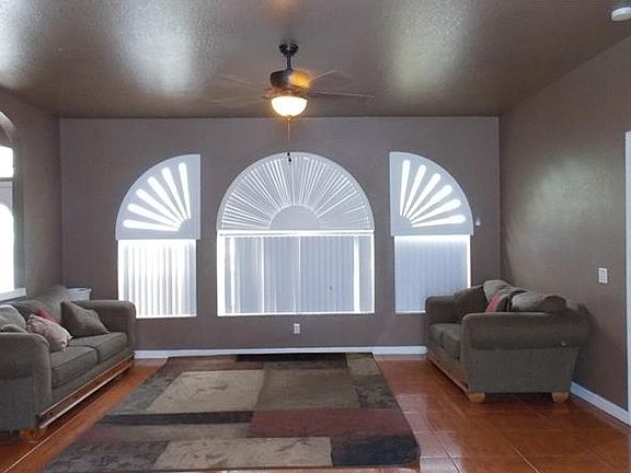 3rd image of 304 Edmund Ave
