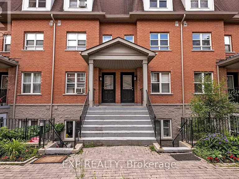901 Kennedy Rd #8 — Photo 1
