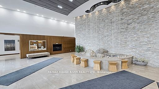 4th image of 225 Webb Dr #3001