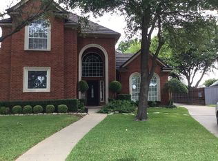 4919 High Creek Dr, Arlington, TX 76017