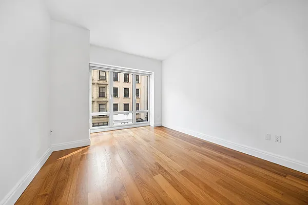 Rented by New York Residence | media 7