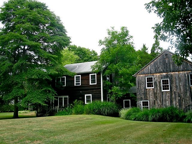 House from BackyardMaster