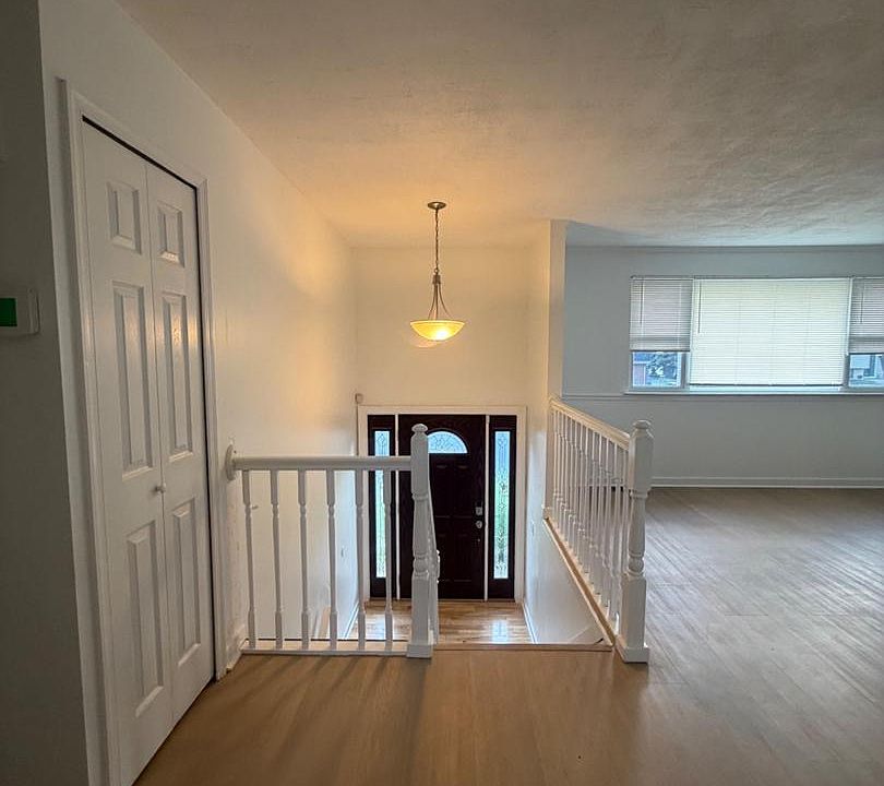 1st image of 4007 McDonogh Rd