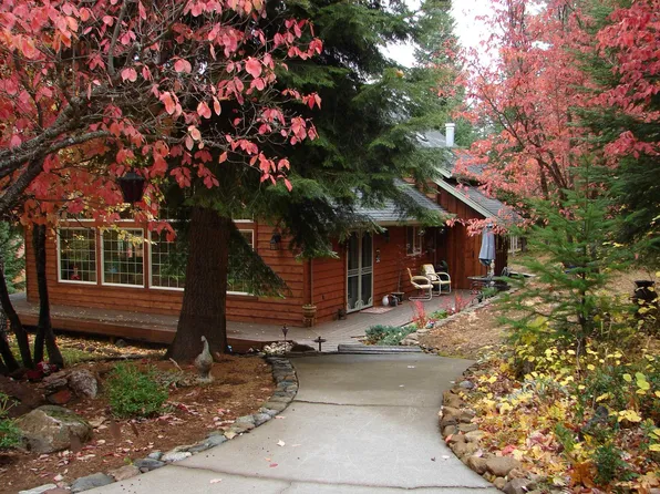 6046 Dogwood Dr, Weed, CA 96094