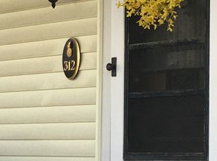 312 Davis St #1, Greenfield, MA 01301