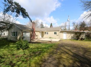 1150 D St, Springfield, OR 97477