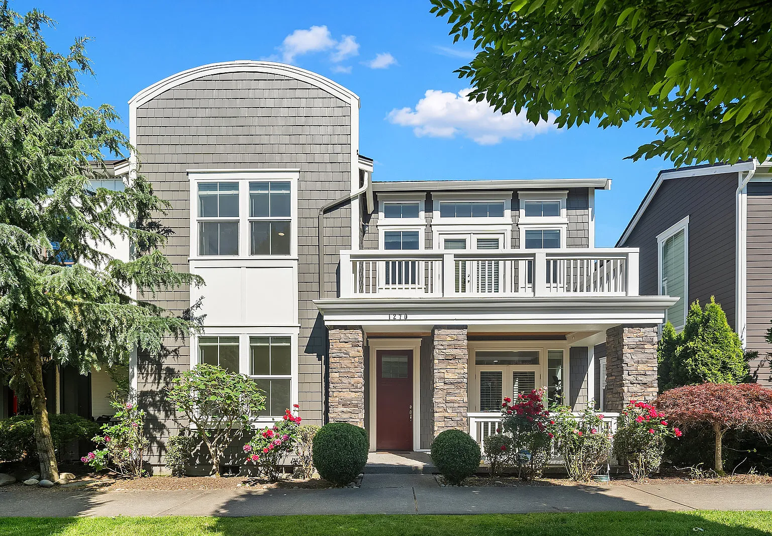 1270 Pine Crest Cir — Photo 1