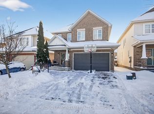 104 Versilia Dr, Ottawa, ON K2G 7E4