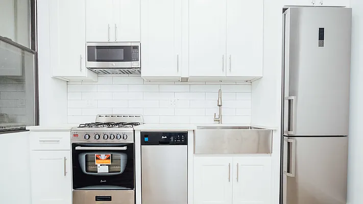 Rented by Nooklyn NYC LLC | media 3