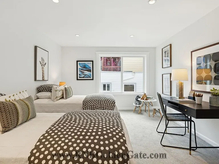 60 Bessie St #B — Photo 26
