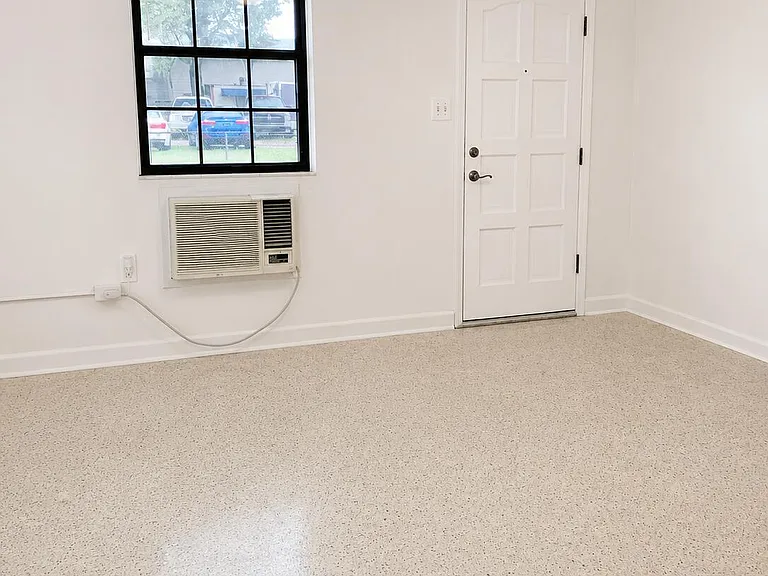 3603 Morton St #1 — Photo 2