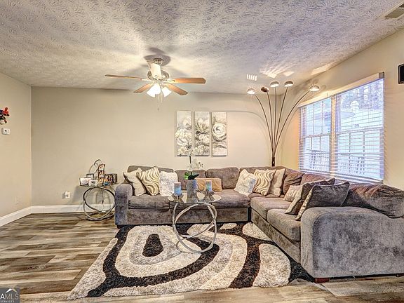 4th image of 7706 Bernardo Dr
