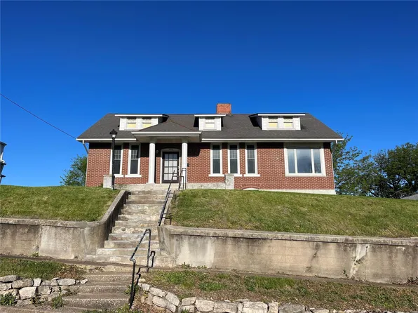 709 Olive St, Hannibal, MO 63401