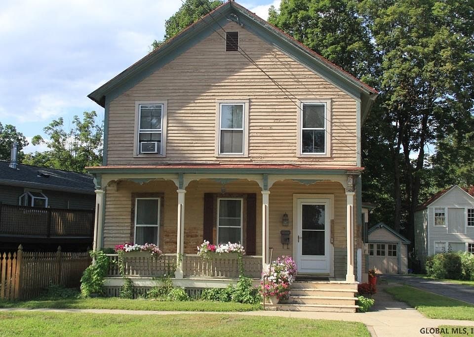 1st image of 79 Lincoln Ave