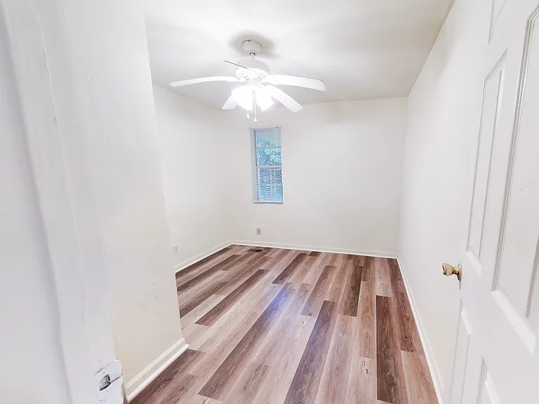 1617 Atkamire Dr — Photo 7