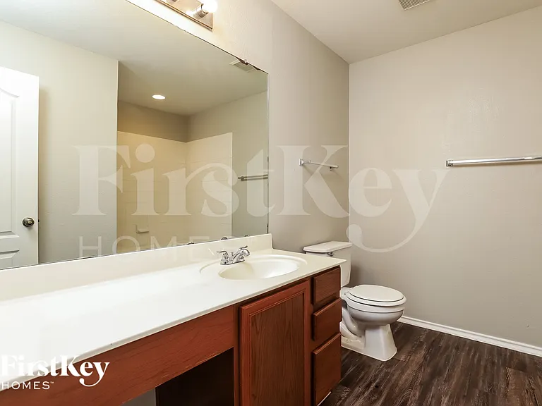 6026 Ironmill Crk — Photo 13