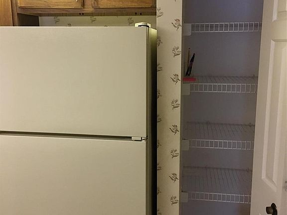 5th image of 5375 N Kenrick Parke Dr APT 205