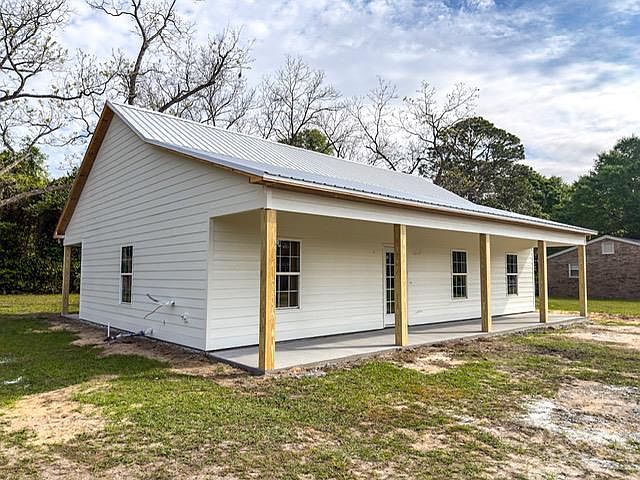 1st image of 352 SW College