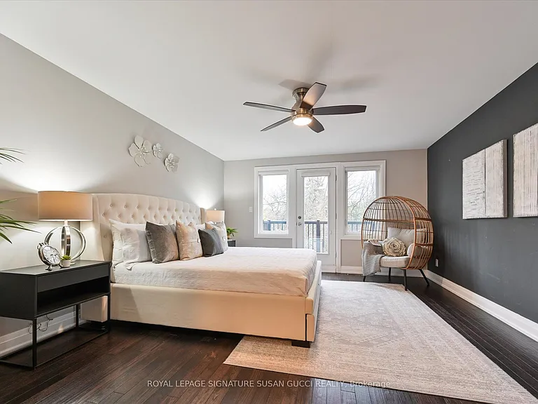 2833 Saint Clair Ave E — Photo 24