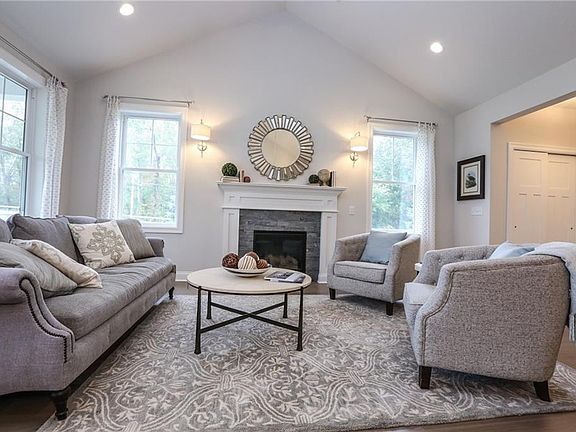 5th image of 7133 Cassidy Ct