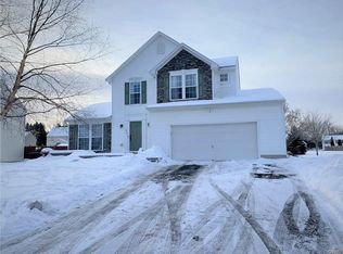 4916 Ernest Way, Clay, NY