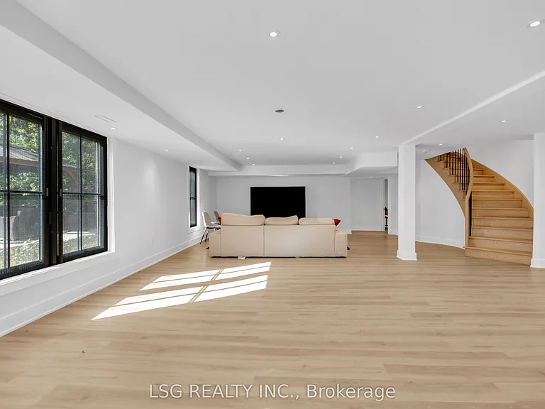 5 Williamson Ter — Photo 32