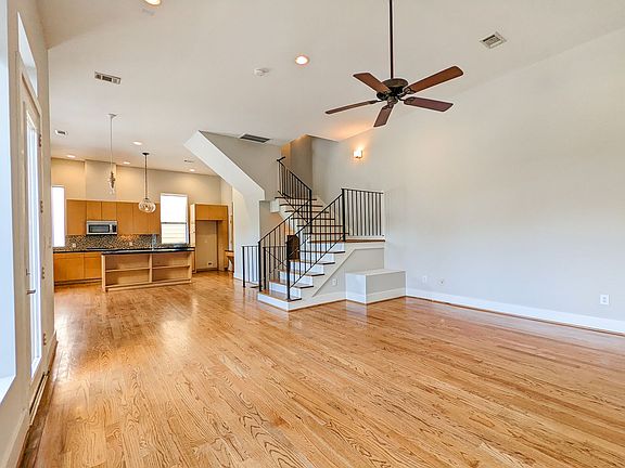 4th image of 714 E 20th Ave #H